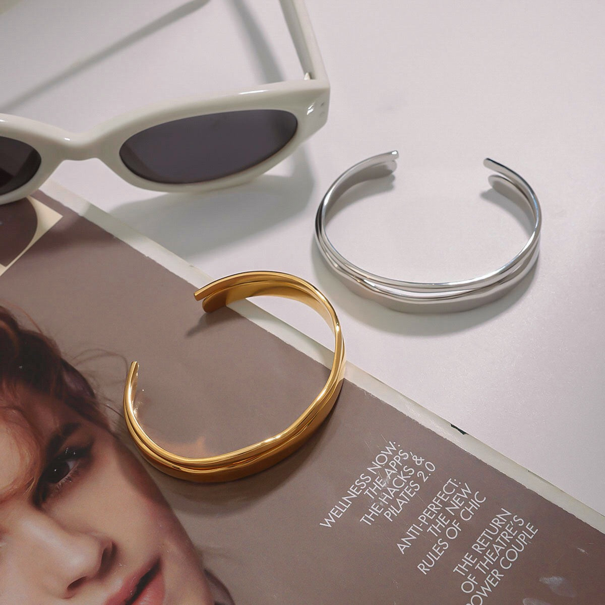 18K Gold Minimalist Edge Simple Wave Stacking Cuff Bangle Bracelet