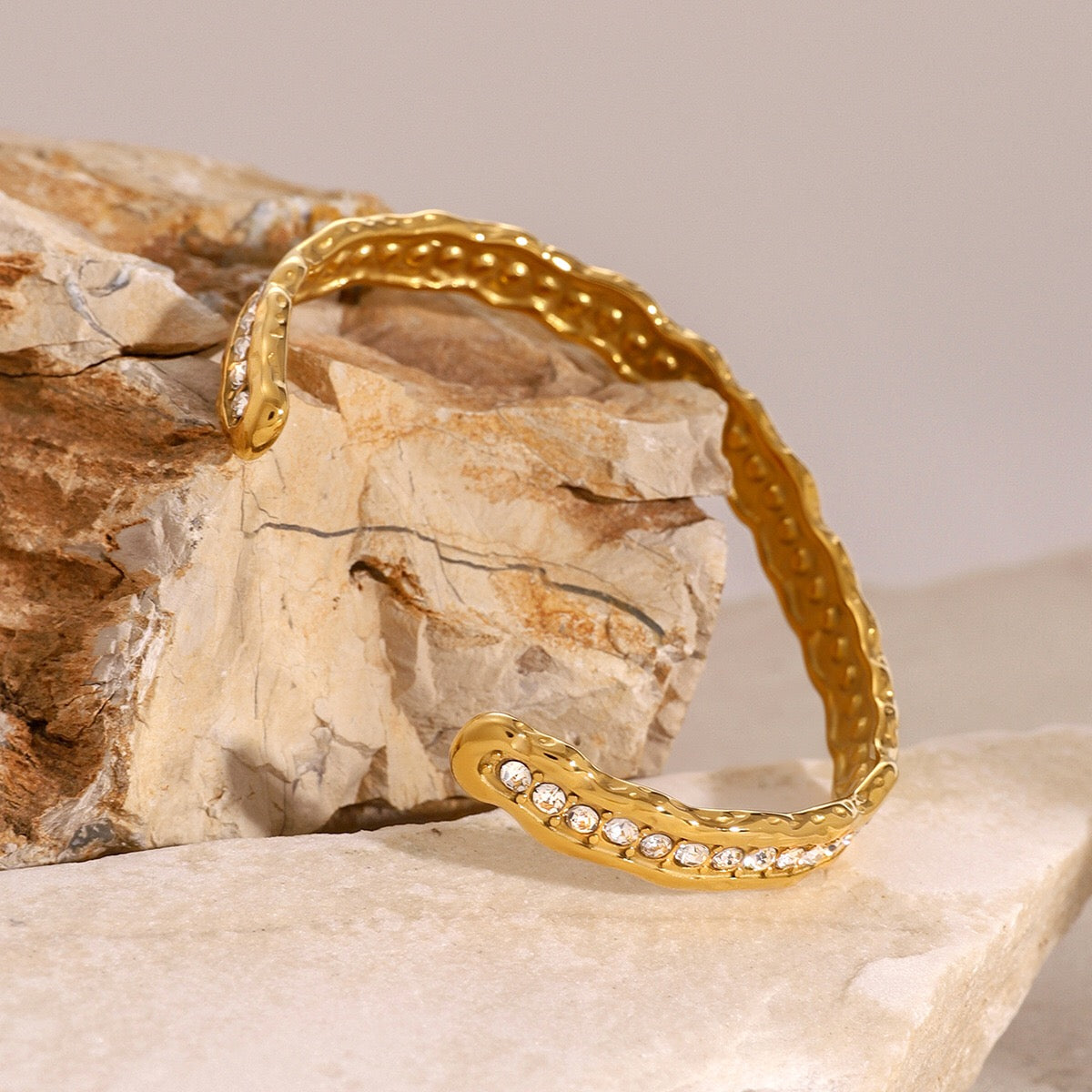 18K Gold Starry Bangle Bracelet