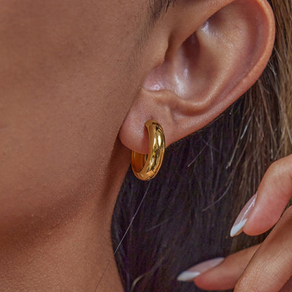 18K Gold Essential Everyday Small Hoop Huggie Earrings