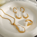 18K Gold Eternal Grace Baroque Pearl Ring