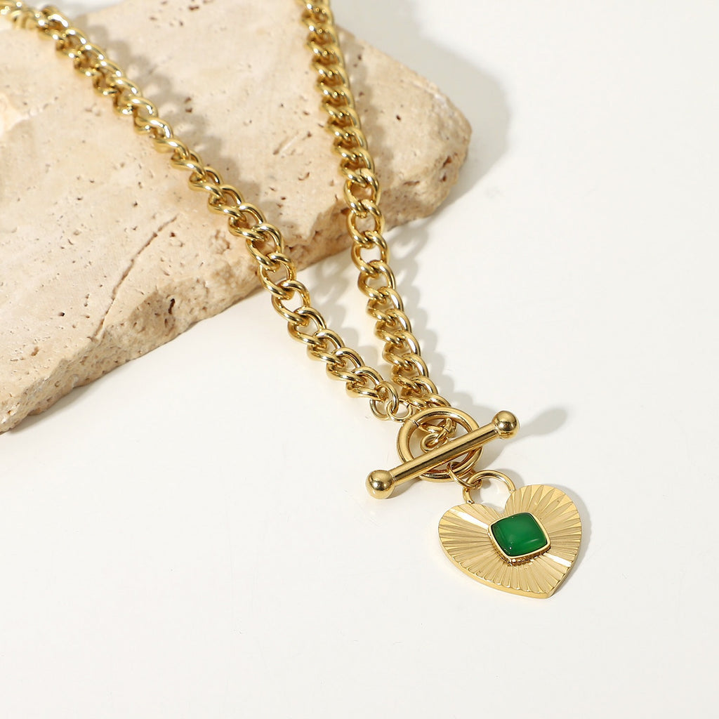 18K Gold Emerald Heart Pendant Statement Necklace