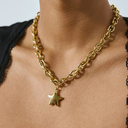 18K Gold Chunky Cable Chain Star Pendant Statement Necklace