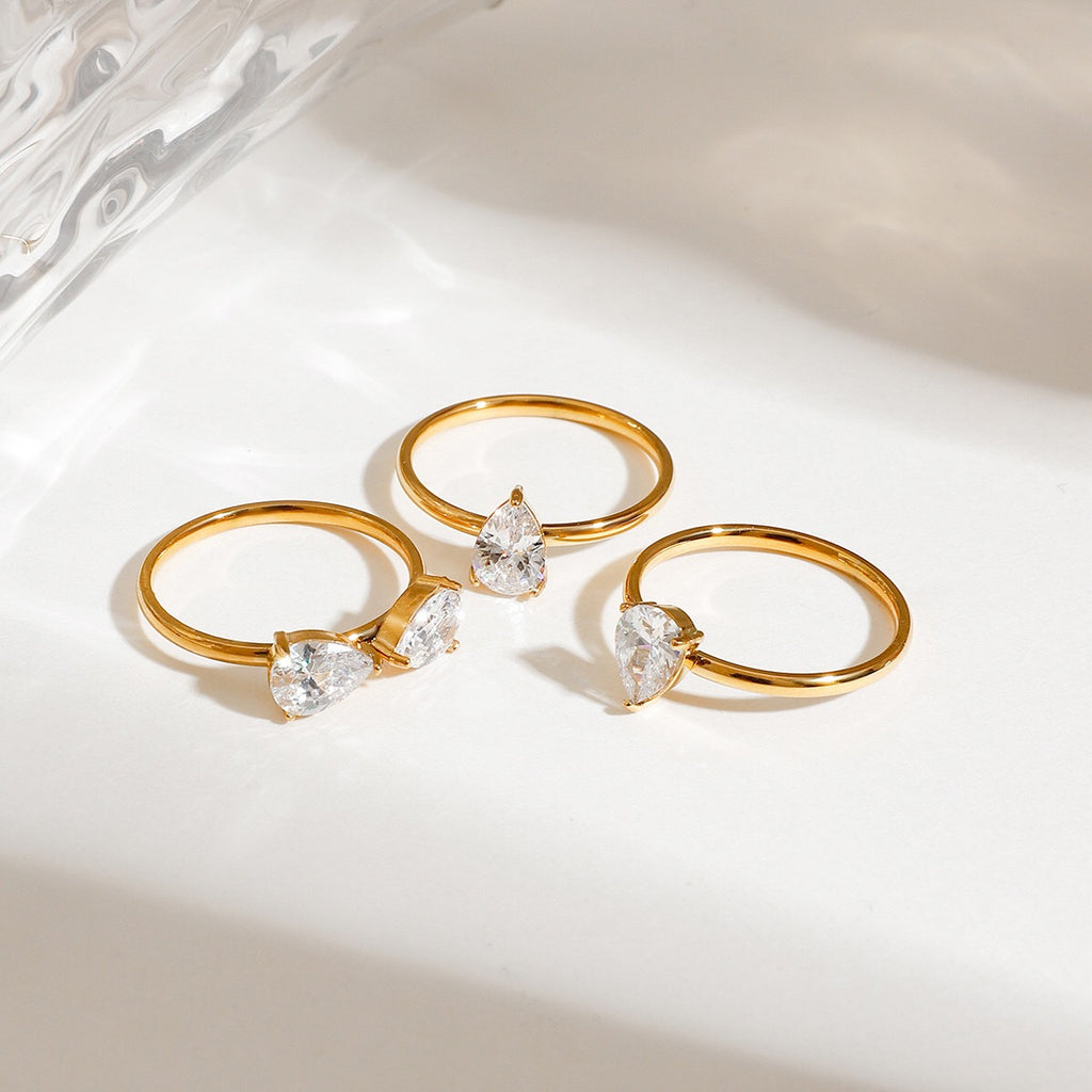 18K Gold Goddess Glow Four Leaf Clover Stacking Rings Set