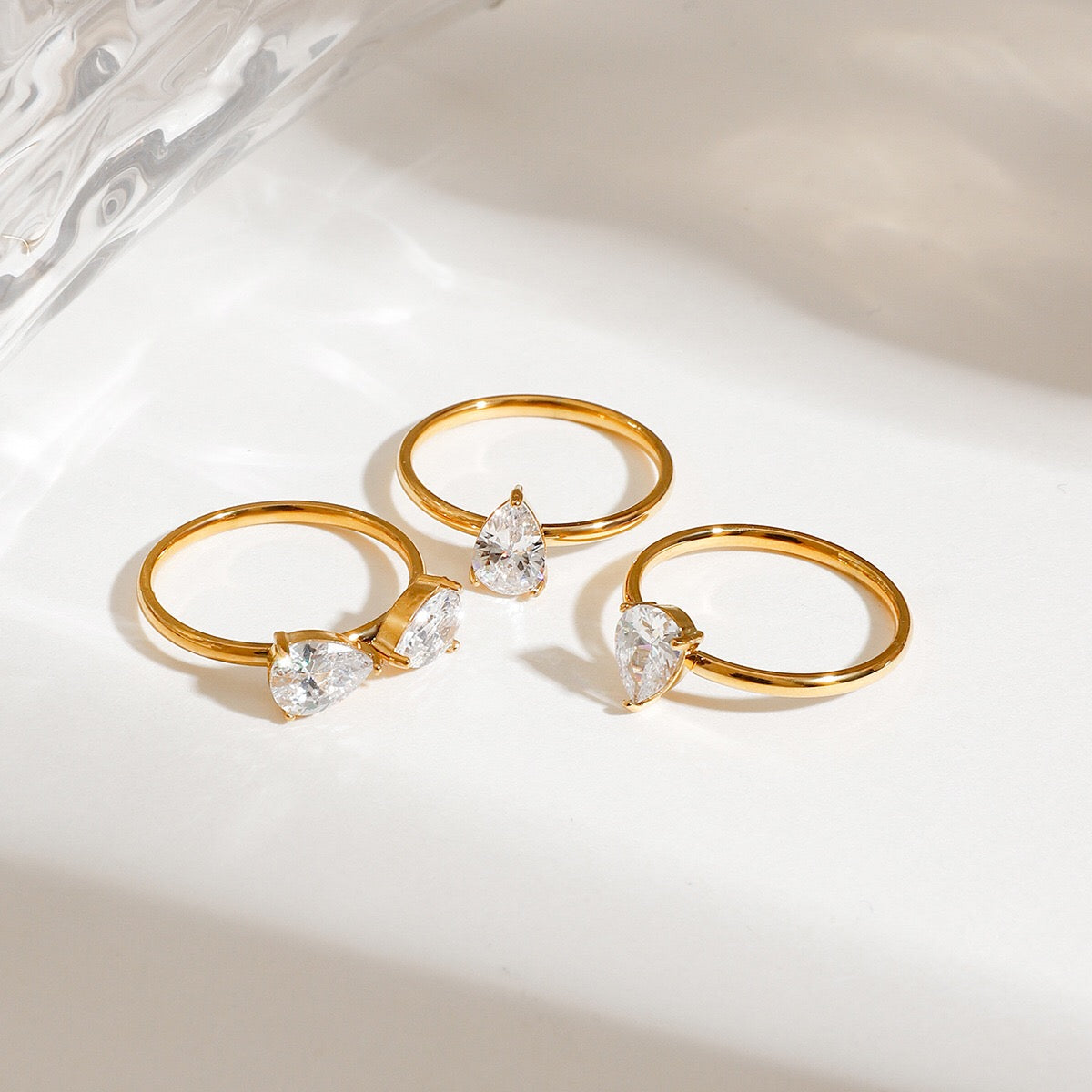 18K Gold Goddess Glow Four Leaf Clover Stacking Rings Set