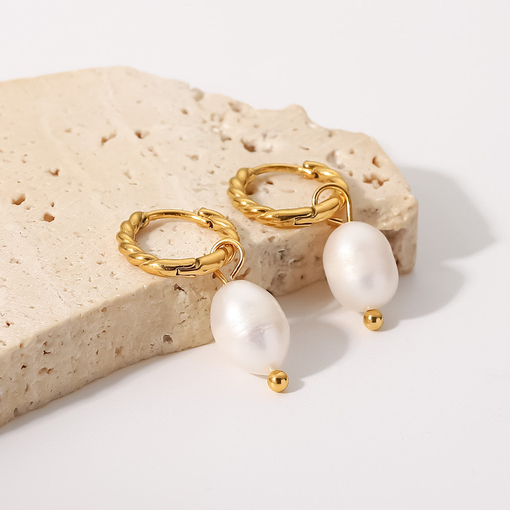 18K Gold Pearl Twisted Small Hoop Huggie Earrings