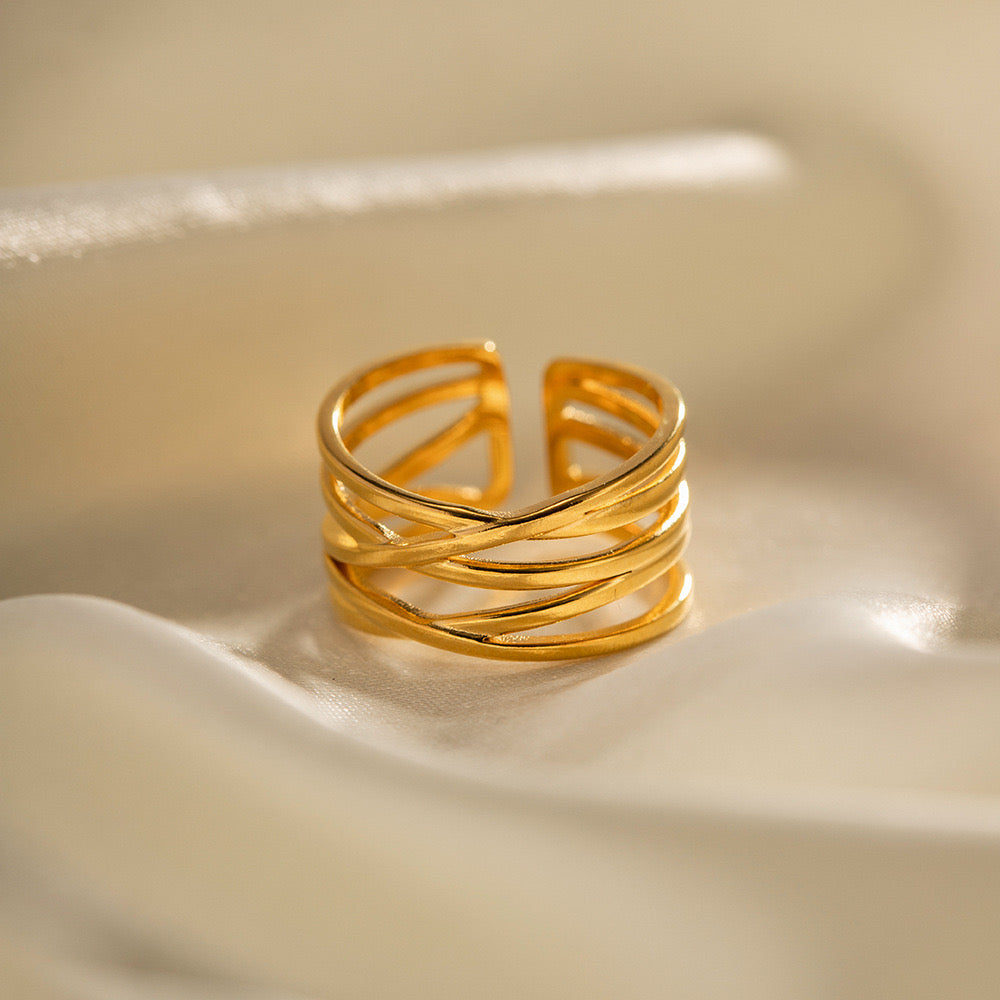 18K Gold Crossover Band Cuff Ring