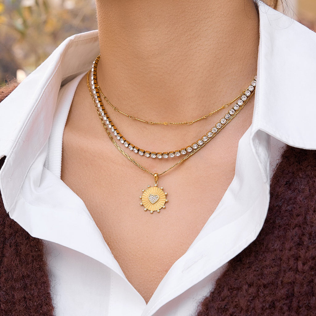 18K Gold Scarlet Love Red Heart Pendant Necklace