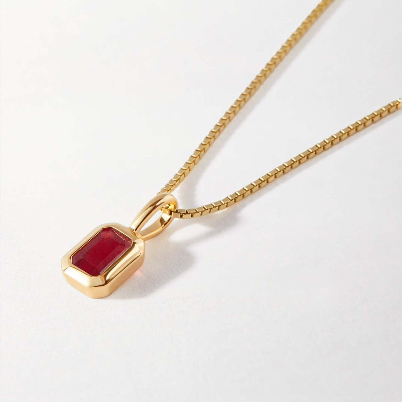 18K Gold Demure Birthstone Necklace