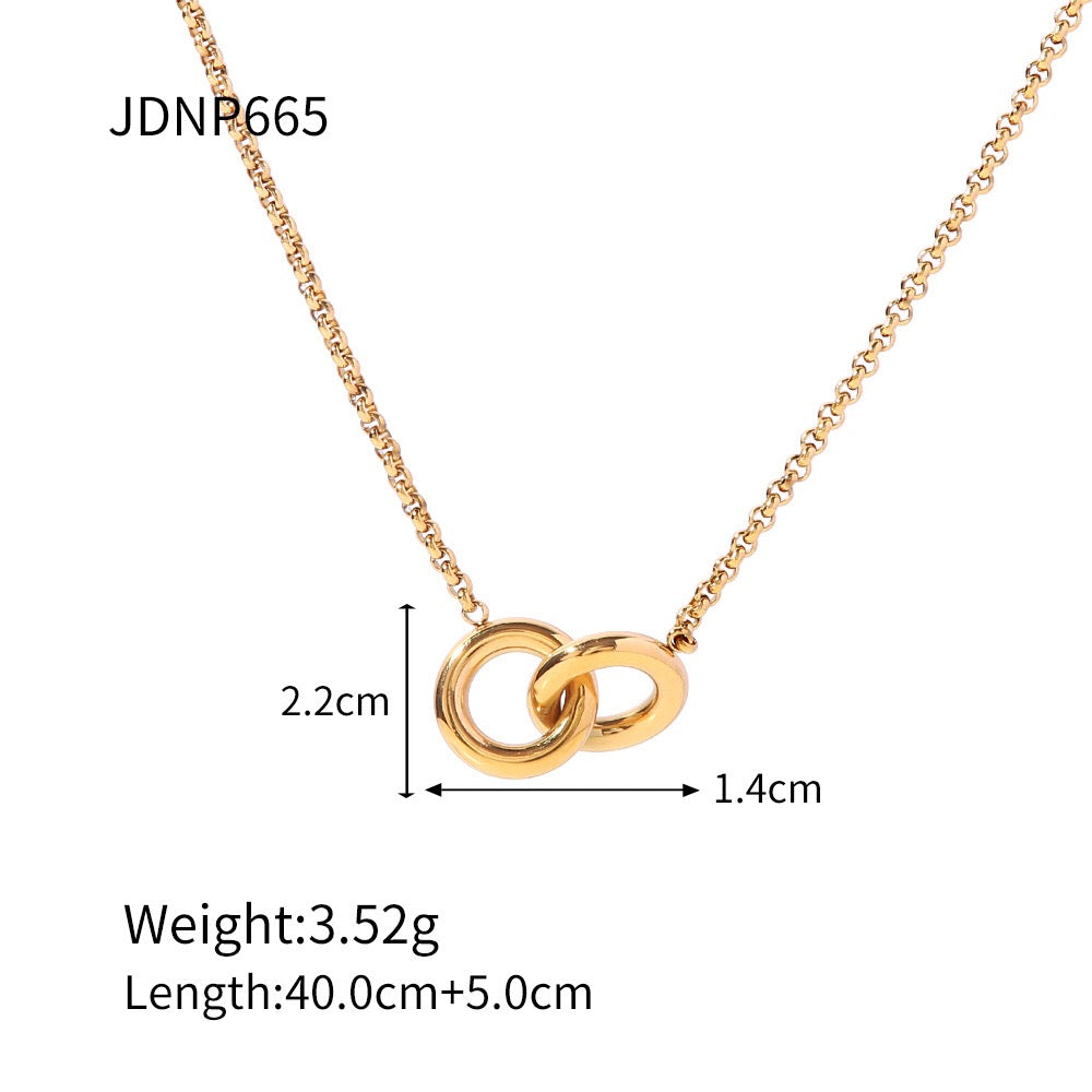 18K Gold Interlocked Chain Pendant Necklace