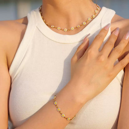 18K Gold White Daisy Flower Chain Choker Necklace