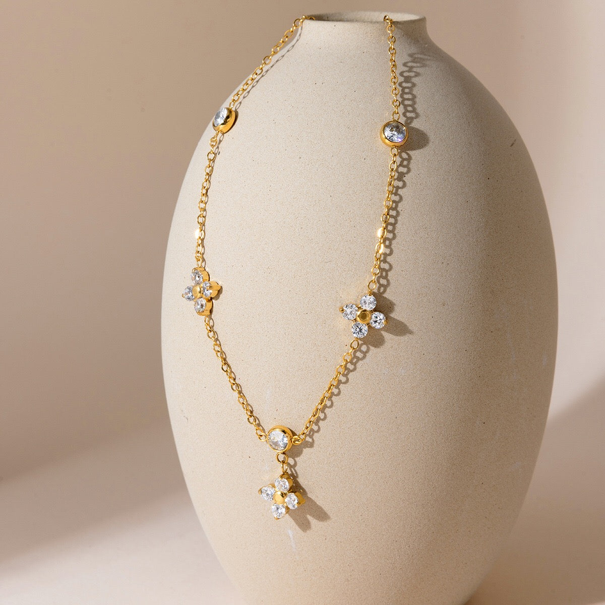 18K Gold Lucky Petal Four Leaf Clover Flower Dainty CZ Necklace