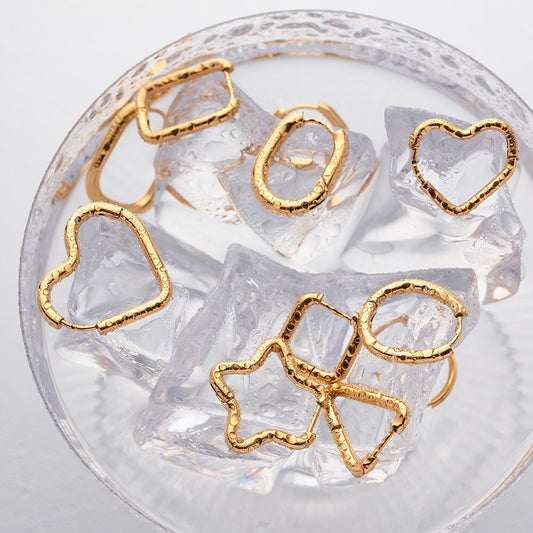 18K Gold Minimalist Geometric Heart Huggie Earrings