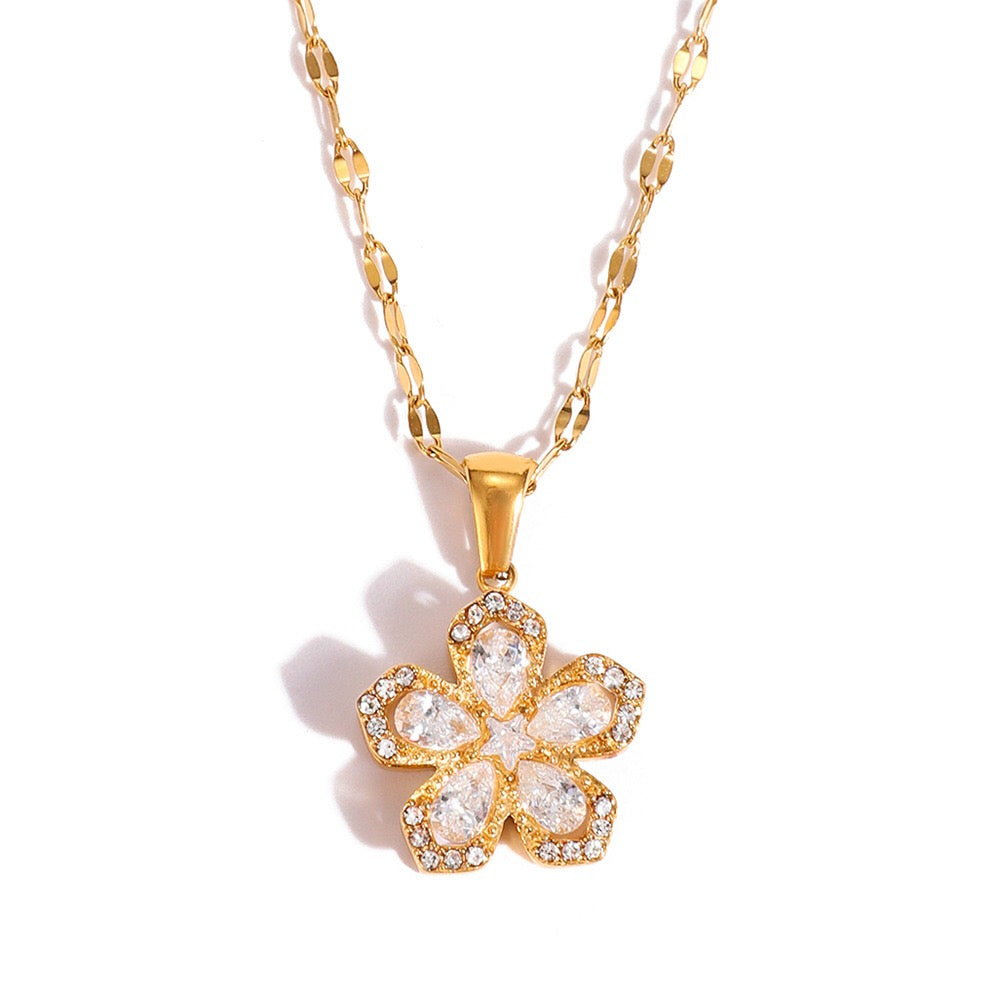 18K Gold Sweet Bloom Spinning Flower Pendant Necklace