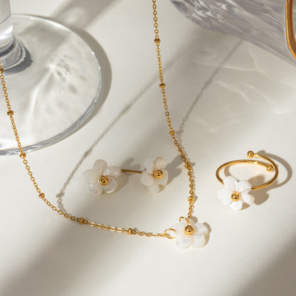 18K Gold White Flower Stacking Ring