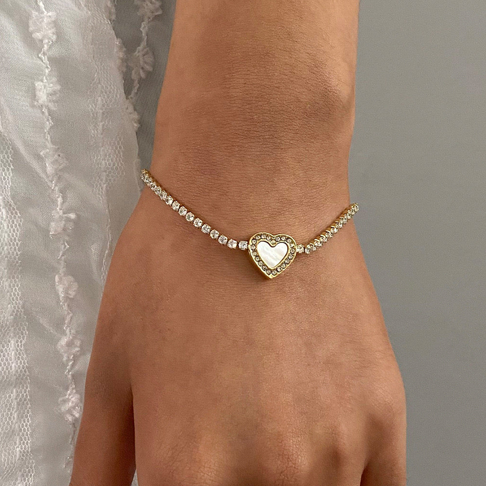 18K Gold Heart Tennis Bracelet