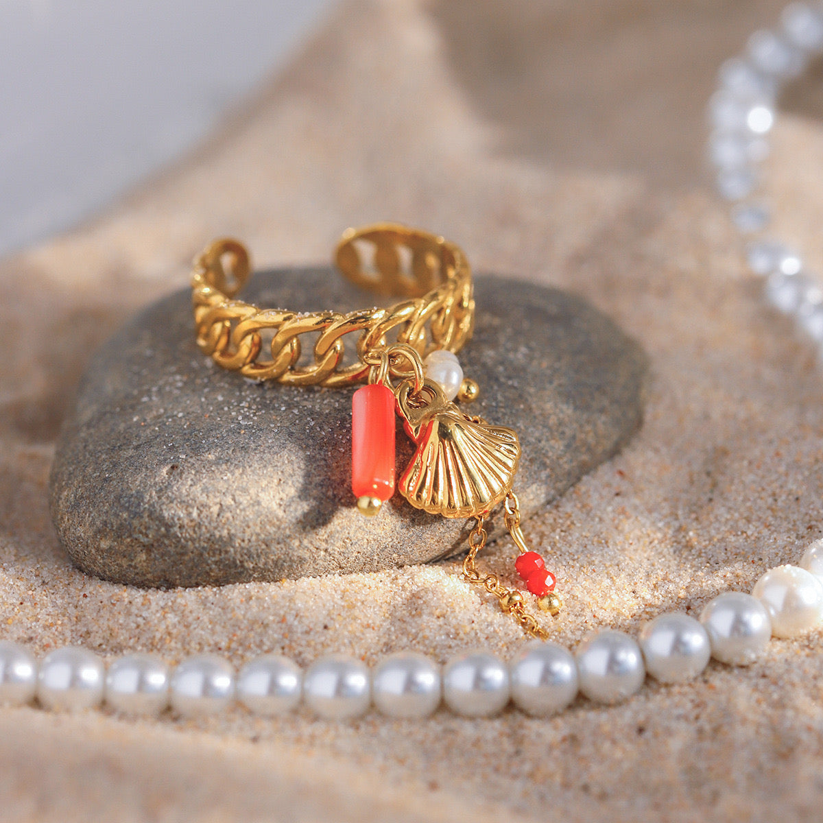 18K Gold Sea Shell Pearl Charm Band Ring