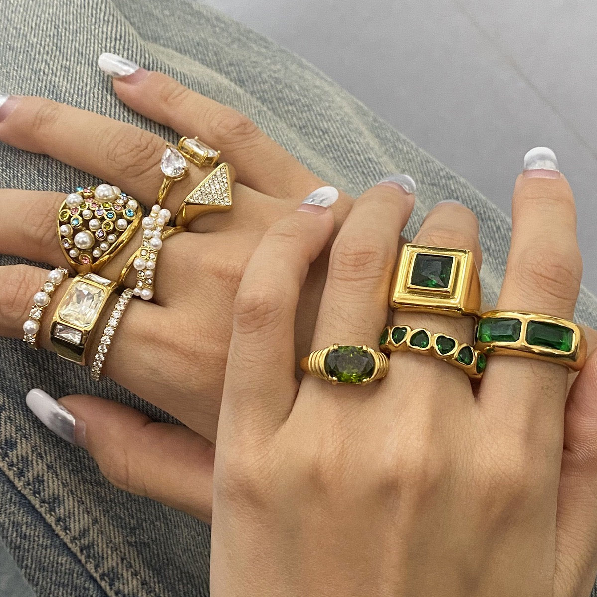 18K Gold Triangle Signet Ring