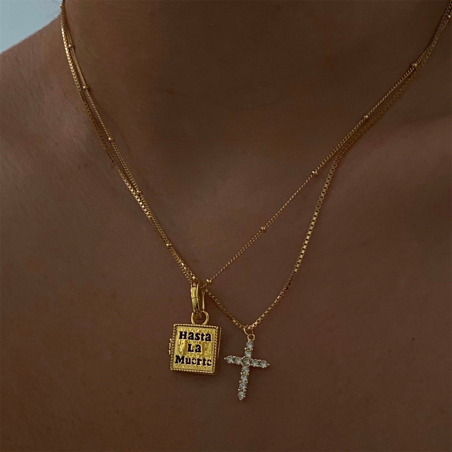 18K Gold Cross Necklace