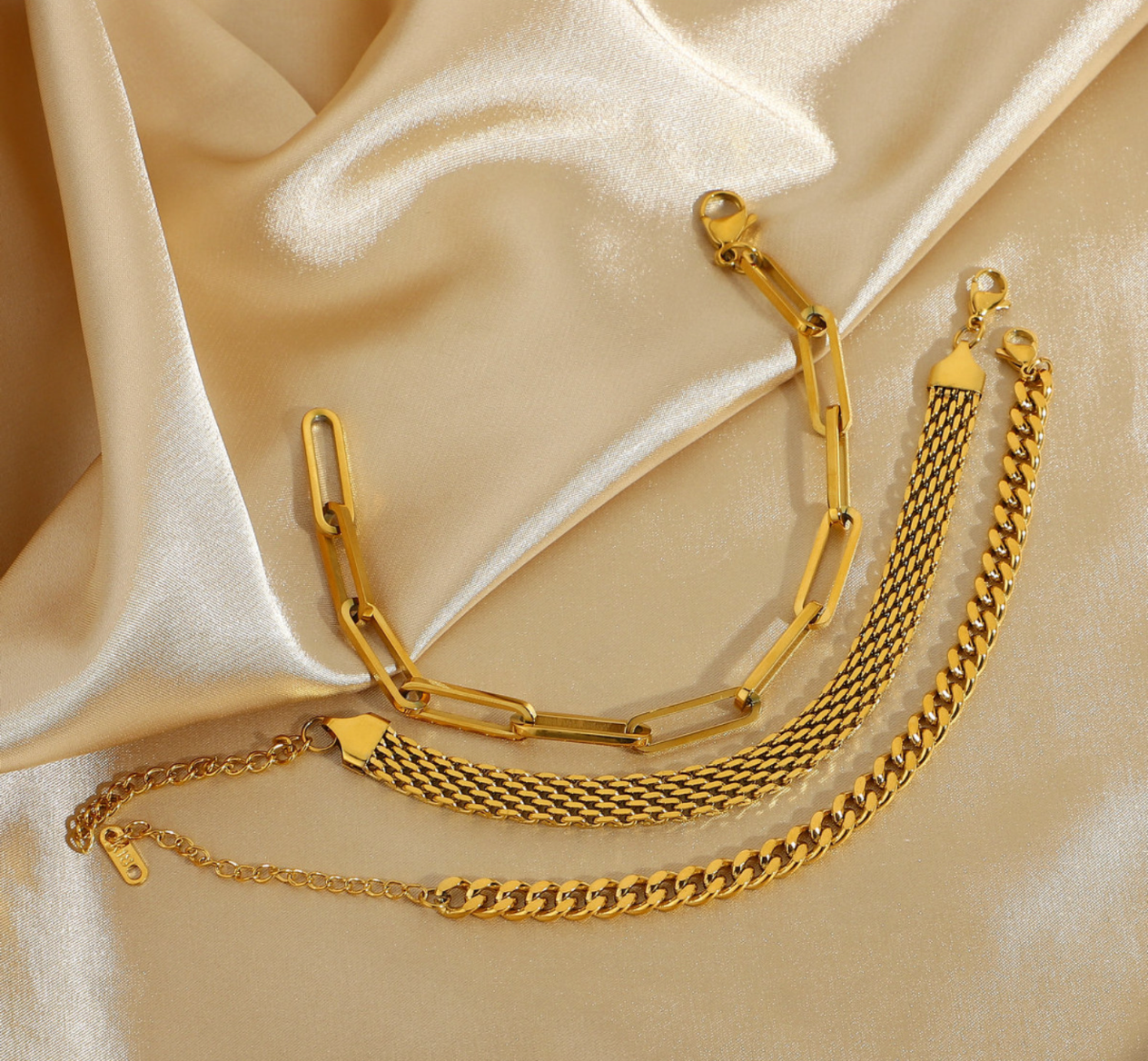 Paperclip Gold Bracelet