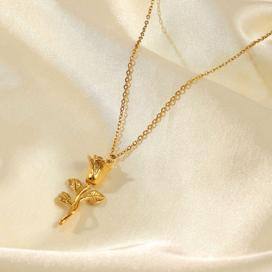 18K Gold Rose Pendant Necklace