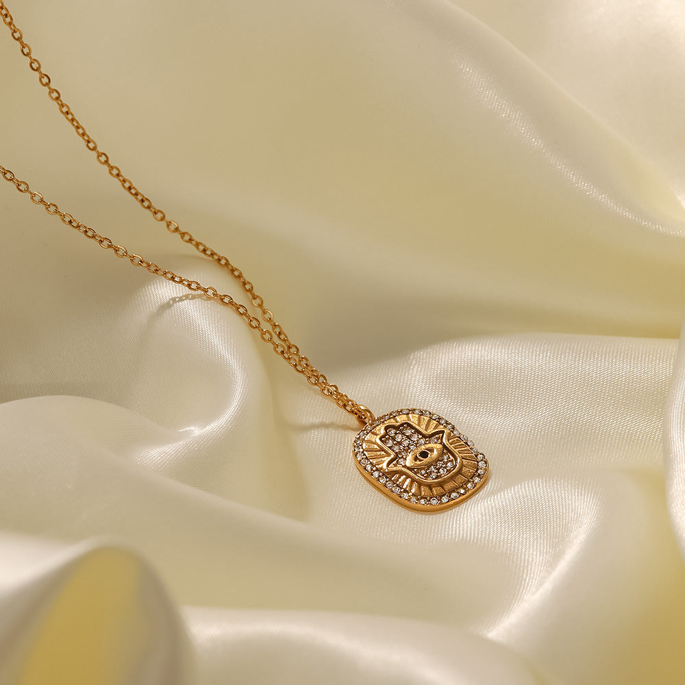 18K Gold Hamsa Pendant Necklace