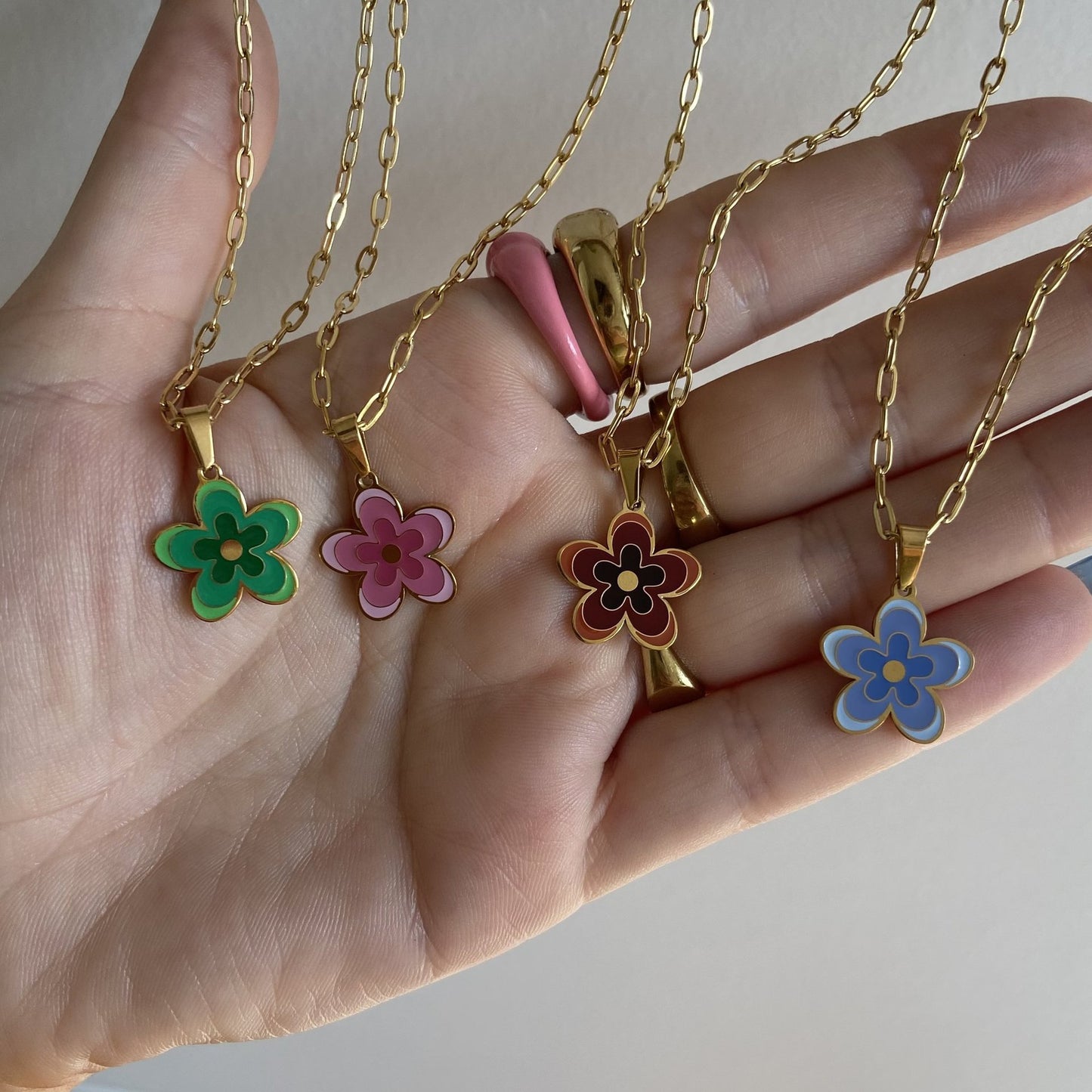 18K Gold Summer Flower Necklace