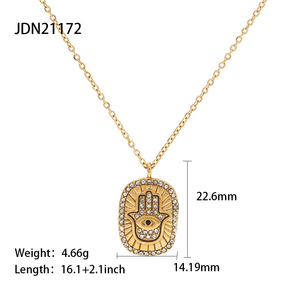 18K Gold Hamsa Pendant Necklace