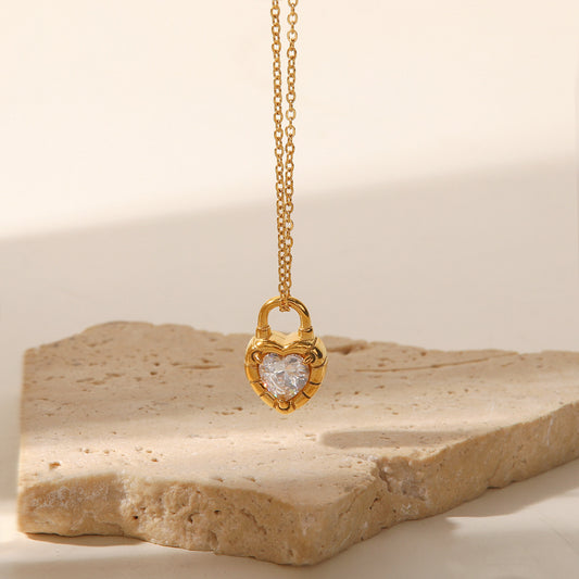 18K Gold Heart Locked Pendant Necklace